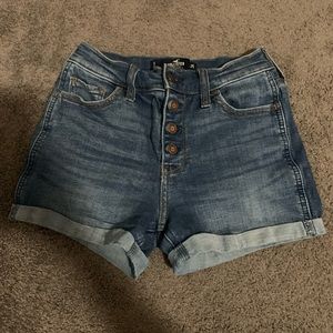 ❗️LIKE NEW❗️Hollister shorts!